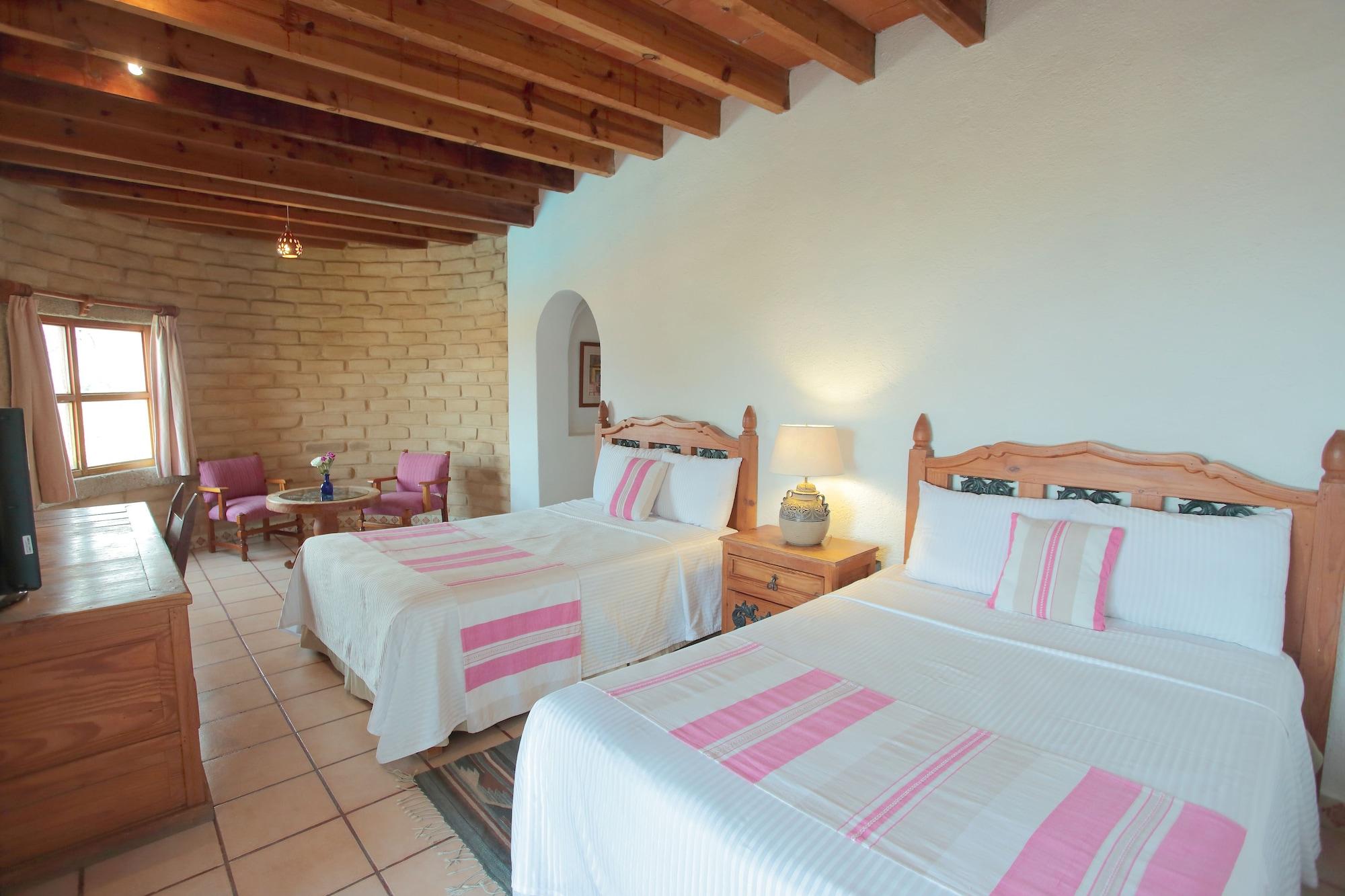 Posada Del Tepozteco - Hotel & Gallery Тепоцтлан Екстериор снимка