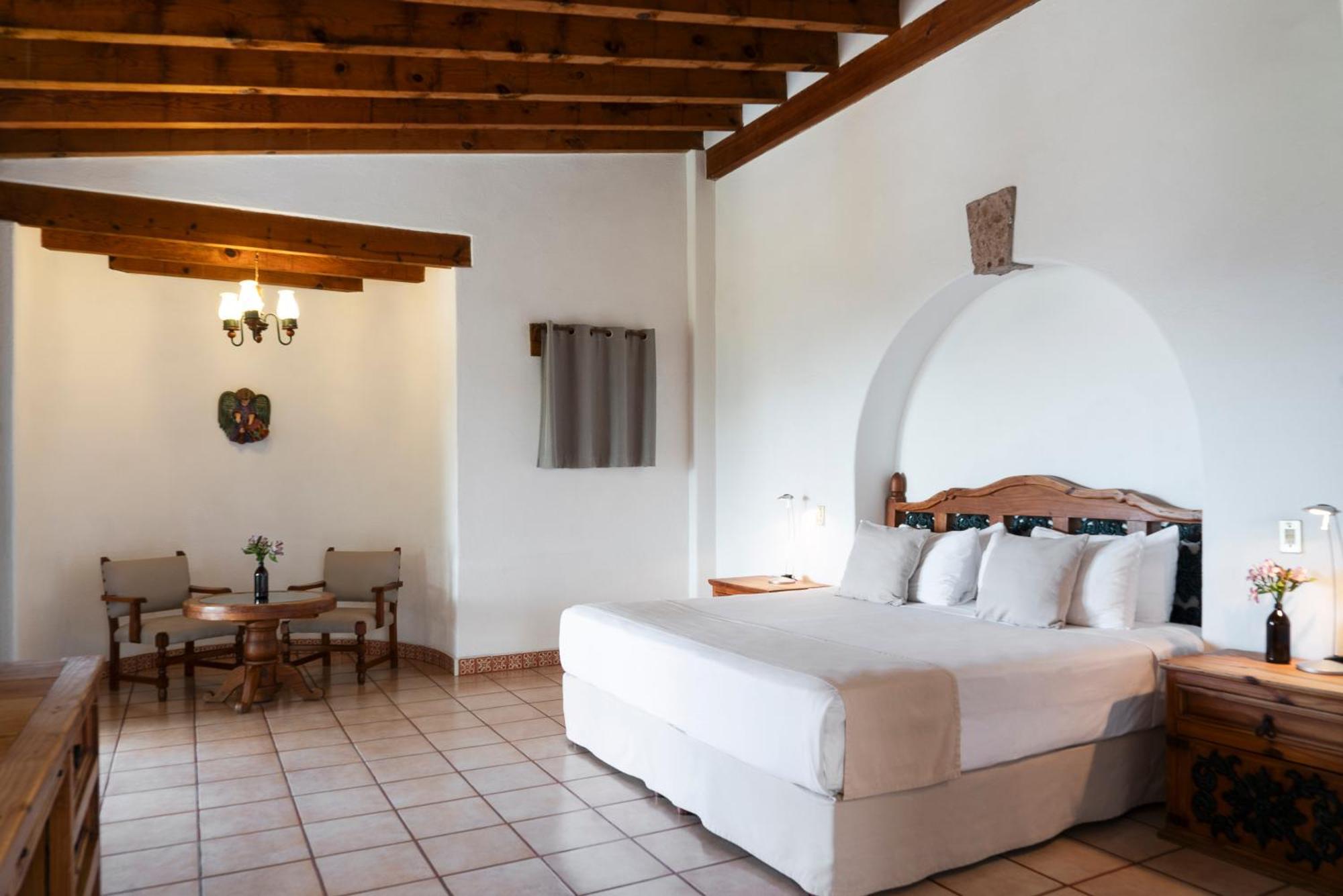 Posada Del Tepozteco - Hotel & Gallery Тепоцтлан Екстериор снимка